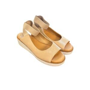 Women 9.5M Corso Como Beeata Nude Leather Ankle Strap Wedge Sandals Shoes